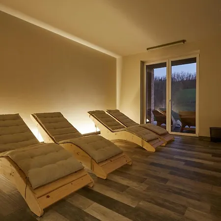 בית חווה Alba Del Borgo *