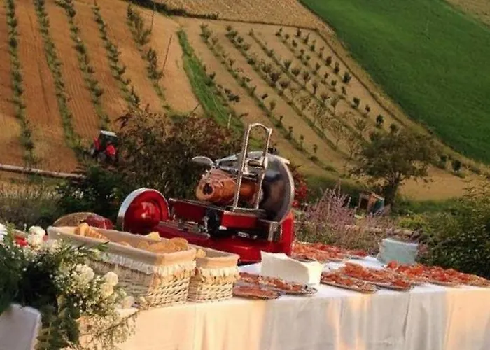 בית חווה Alba Del Borgo