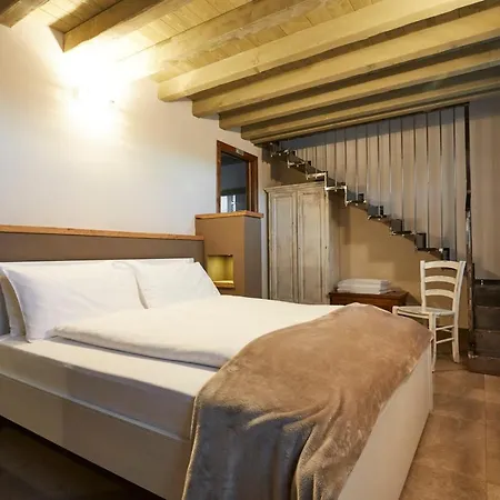 Alba Del Borgo Fidenza