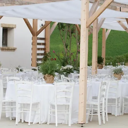 Alloggio per agriturismo Alba Del Borgo *