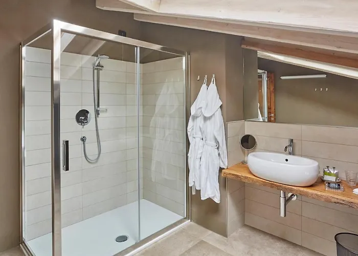 Alba Del Borgo 피덴차