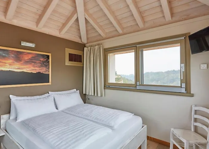 Alba Del Borgo 피덴차