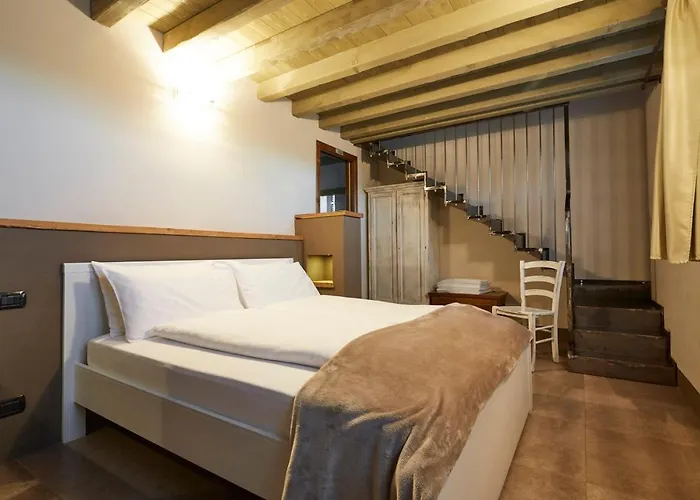 Alba Del Borgo 피덴차